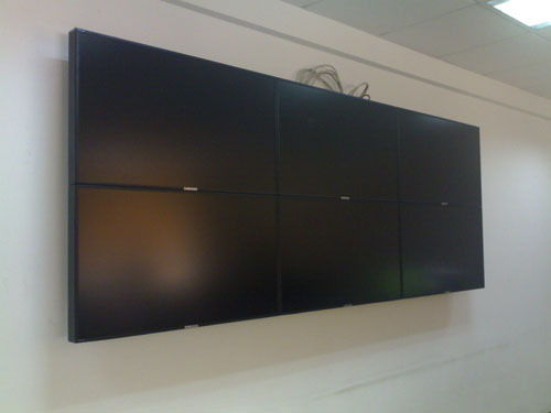 深圳LED室内全彩显示屏故障维修五大常见问题解析