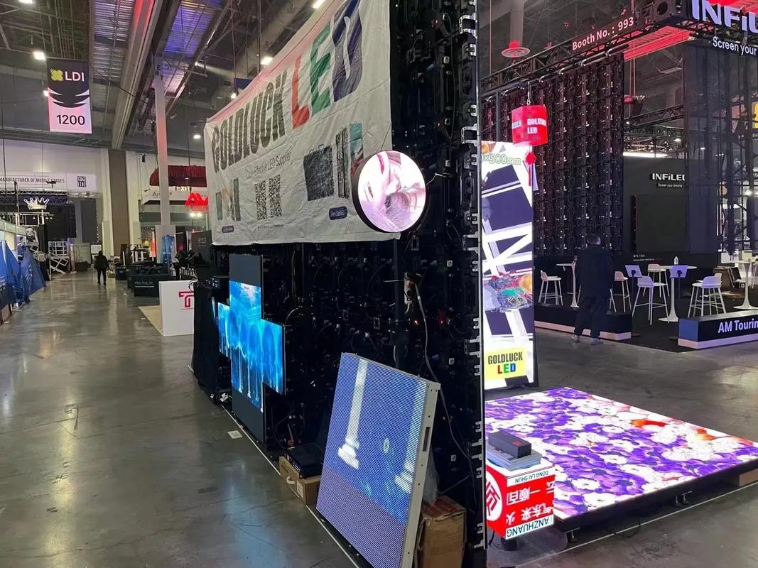 金运河单品极致舞台租赁屏惊艳亮相美国展会，引领LED室内屏新潮流